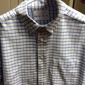 Fitted long sleeve button up